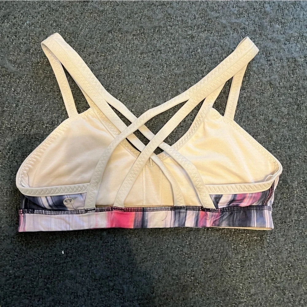 Rare Lululemon Run‎ Round Bra Mirage Deep Indigo White Yoga Athletic Gym Size 8